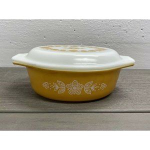 Vtg Pyrex Butterfly Gold 1 1/2 Qt Casserole #043 with White Lid #943C Daisy